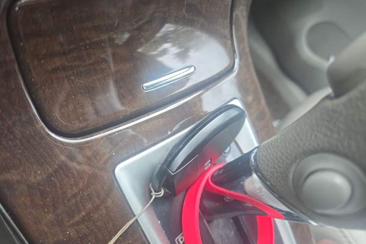 Used Nissan Sylphy 2012 1.8XL CVT Luxury Edition Vehicle Key