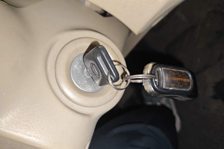 Used Nissan Sylphy 2012 Classic 1.6XE Automatic Comfort Edition Vehicle Key