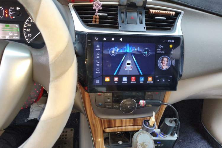 Used Nissan Sylphy 2014 1.6XV CVT Deluxe Edition Audio And AC Panel