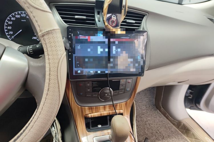 Used Nissan Sylphy 2014 1.6XV CVT Deluxe Edition Audio And AC Panel