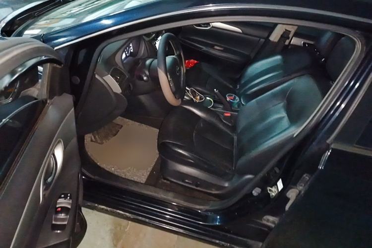 Used Nissan Sylphy 2014 1.6XV CVT Deluxe Edition Driver Seat