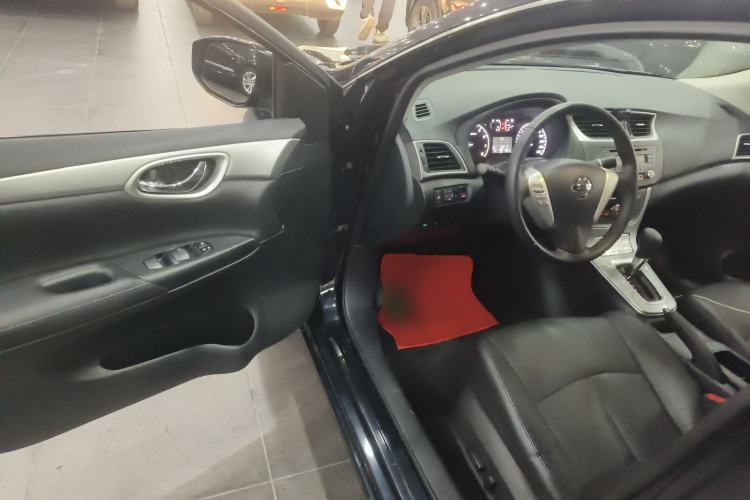 Used Nissan Sylphy 2014 1.6XV CVT Deluxe Edition Driver Seat