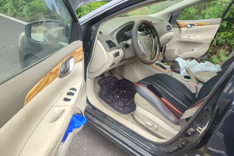 Used Nissan Sylphy 2014 1.6XV CVT Deluxe Edition Driver Seat