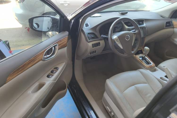 Used Nissan Sylphy 2014 1.6XV CVT Deluxe Edition Driver Seat
