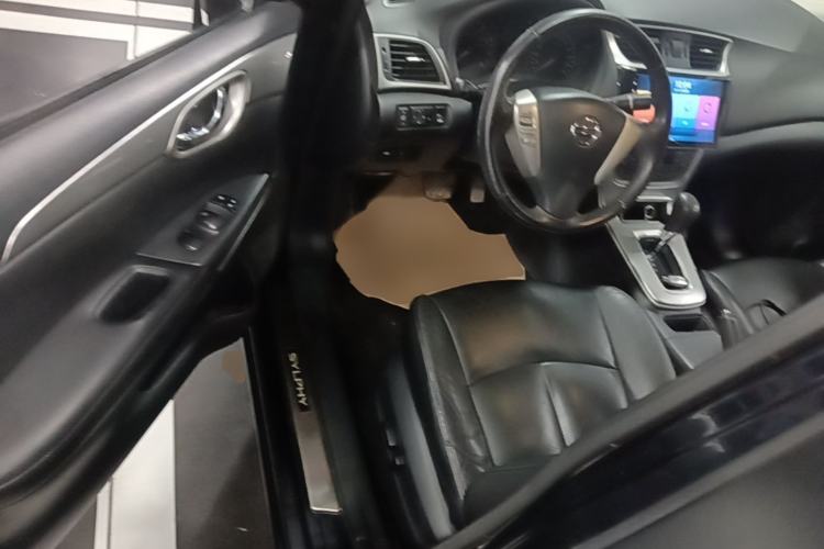 Used Nissan Sylphy 2014 1.6XV CVT Deluxe Edition Driver Seat