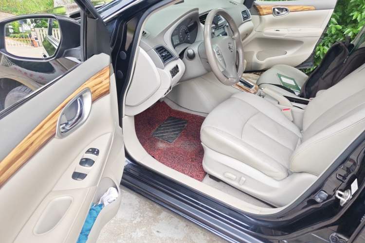 Used Nissan Sylphy 2014 1.6XV CVT Deluxe Edition Driver Seat