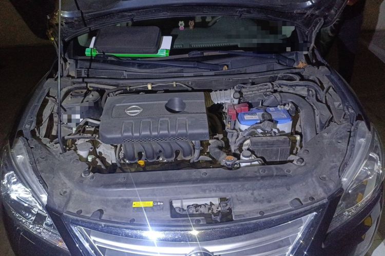 Used Nissan Sylphy 2014 1.6XV CVT Deluxe Edition Engine Bay