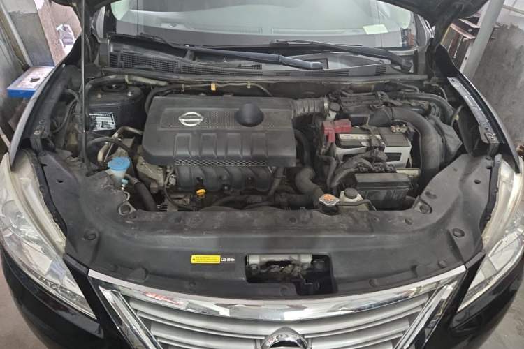 Used Nissan Sylphy 2014 1.6XV CVT Deluxe Edition Engine Bay