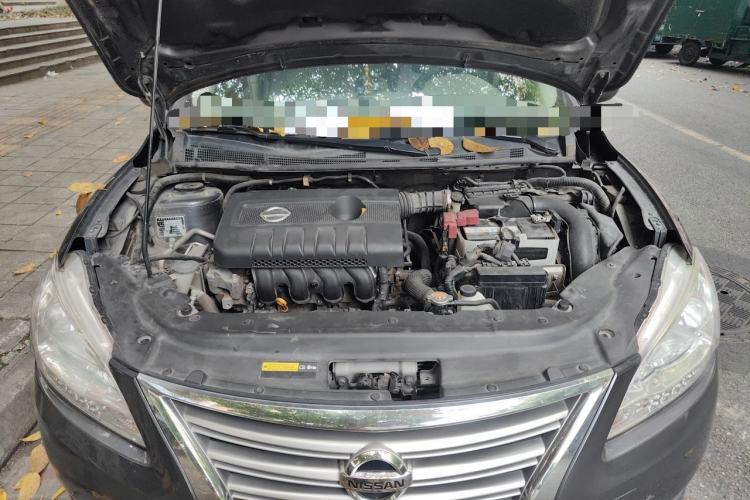 Used Nissan Sylphy 2014 1.6XV CVT Deluxe Edition Engine Bay