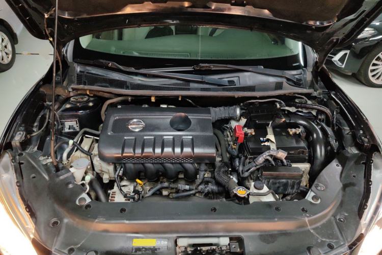Used Nissan Sylphy 2014 1.6XV CVT Deluxe Edition Engine Bay