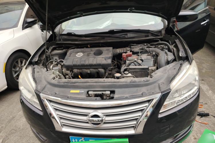 Used Nissan Sylphy 2014 1.6XV CVT Deluxe Edition Engine Bay