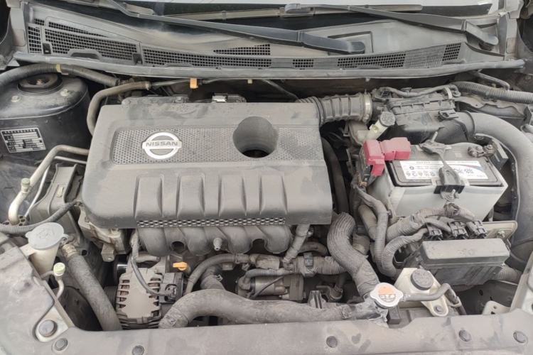 Used Nissan Sylphy 2014 1.6XV CVT Deluxe Edition Engine Bay