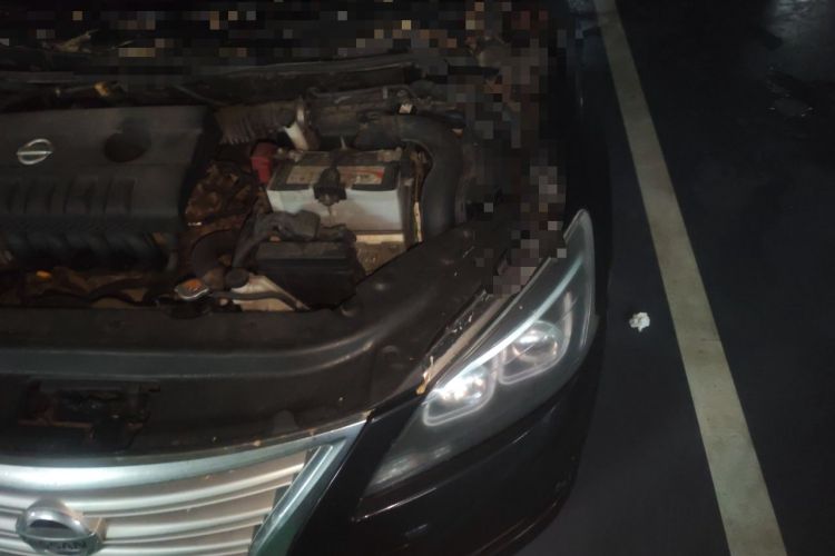 Used Nissan Sylphy 2014 1.6XV CVT Deluxe Edition Engine Bay Left
