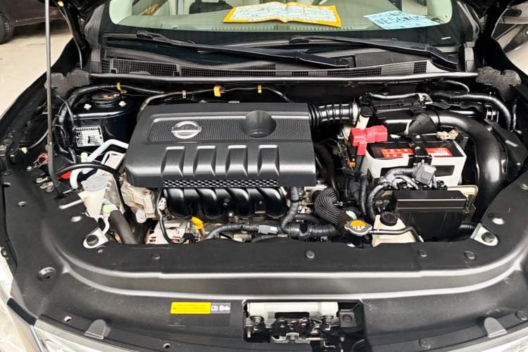 Used Nissan Sylphy 2014 1.6XV CVT Deluxe Edition Engine Bay