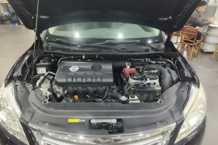 Used Nissan Sylphy 2014 1.6XV CVT Deluxe Edition Engine Bay