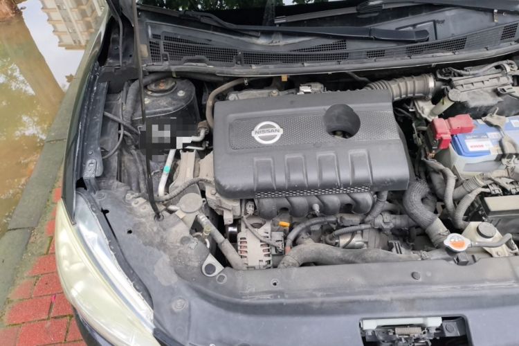 Used Nissan Sylphy 2014 1.6XV CVT Deluxe Edition Engine Bay Right