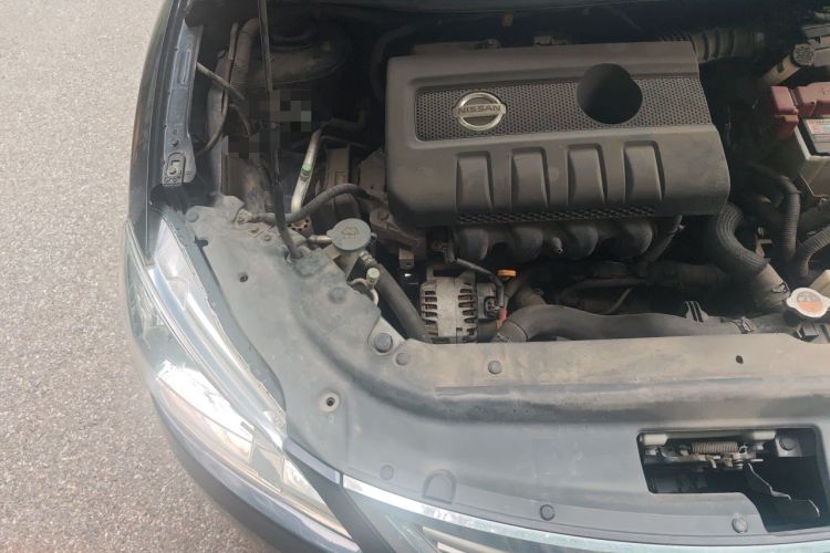 Used Nissan Sylphy 2014 1.6XV CVT Deluxe Edition Engine Bay Right