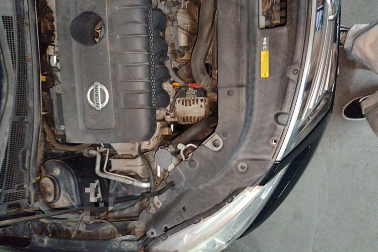 Used Nissan Sylphy 2014 1.6XV CVT Deluxe Edition Engine Bay Right