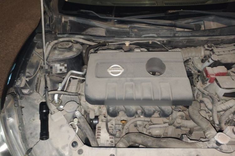 Used Nissan Sylphy 2014 1.6XV CVT Deluxe Edition Engine Bay Right