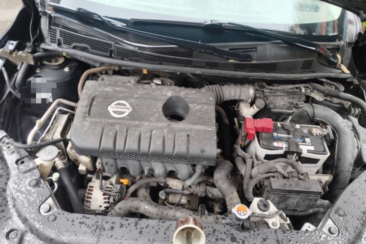 Used Nissan Sylphy 2014 1.6XV CVT Deluxe Edition Engine Bay