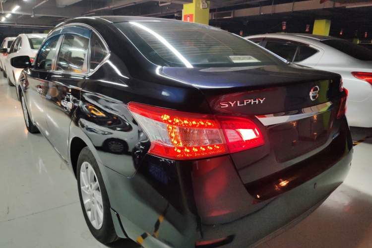 Used Nissan Sylphy 2014 1.6XV CVT Deluxe Edition Exterior 3