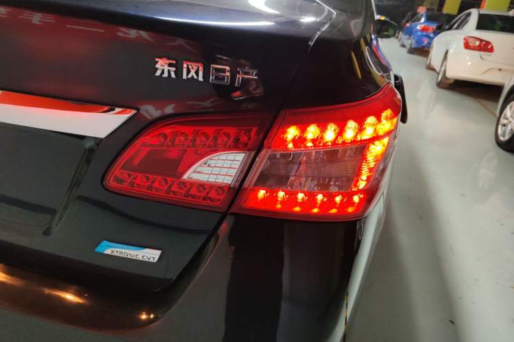 Used Nissan Sylphy 2014 1.6XV CVT Deluxe Edition Exterior 6
