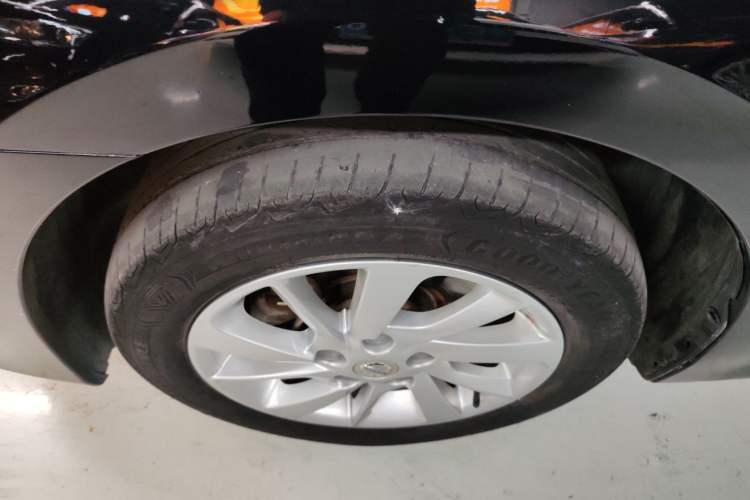 Used Nissan Sylphy 2014 1.6XV CVT Deluxe Edition Exterior 7