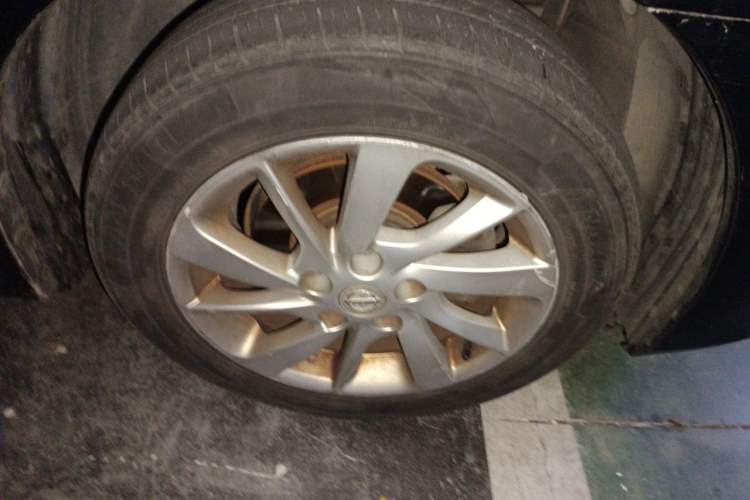 Used Nissan Sylphy 2014 1.6XV CVT Deluxe Edition Exterior 7