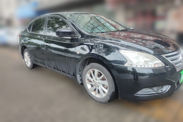 Used Nissan Sylphy 2014 1.6XV CVT Deluxe Edition Front Right 45 Deg