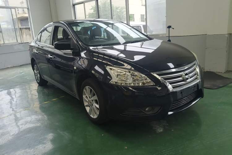 Used Nissan Sylphy 2014 1.6XV CVT Deluxe Edition Front Right 45 Deg