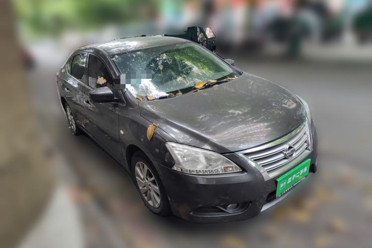 Used Nissan Sylphy 2014 1.6XV CVT Deluxe Edition Front Right 45 Deg