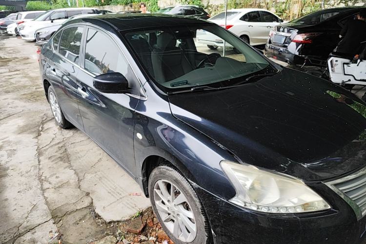 Used Nissan Sylphy 2014 1.6XV CVT Deluxe Edition Front Right 45 Deg