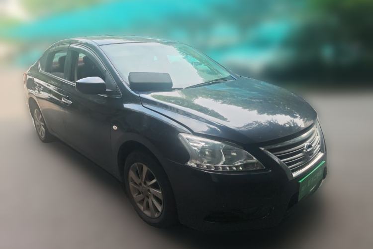 Used Nissan Sylphy 2014 1.6XV CVT Deluxe Edition Front Right 45 Deg