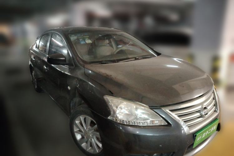 Used Nissan Sylphy 2014 1.6XV CVT Deluxe Edition Front Right 45 Deg