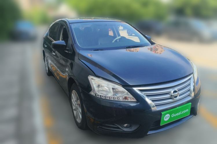 Used Nissan Sylphy 2014 1.6XV CVT Deluxe Edition Front Right 45 Deg
