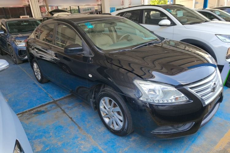 Used Nissan Sylphy 2014 1.6XV CVT Deluxe Edition Front Right 45 Deg