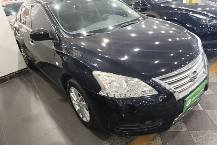 Used Nissan Sylphy 2014 1.6XV CVT Deluxe Edition Front Right 45 Deg