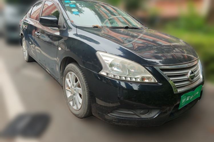 Used Nissan Sylphy 2014 1.6XV CVT Deluxe Edition Front Right 45 Deg