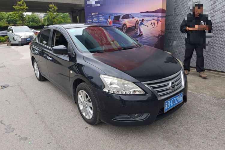 Used Nissan Sylphy 2014 1.6XV CVT Deluxe Edition Front Right 45 Deg