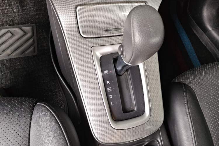 Used Nissan Sylphy 2014 1.6XV CVT Deluxe Edition Gear Lever