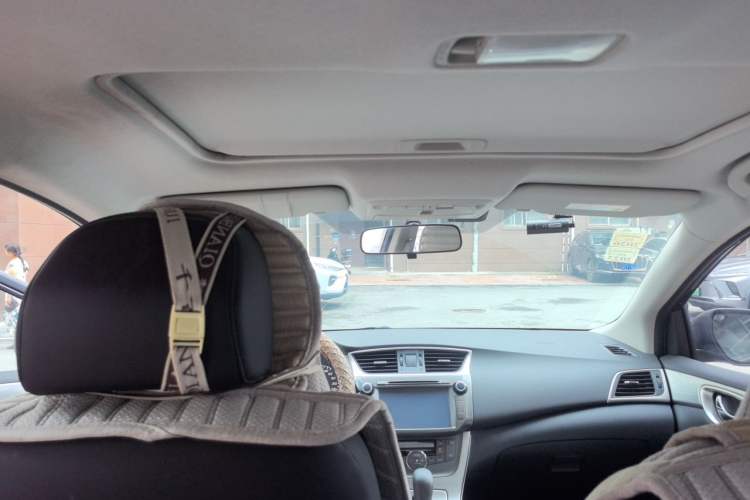 Used Nissan Sylphy 2014 1.6XV CVT Deluxe Edition Headliner