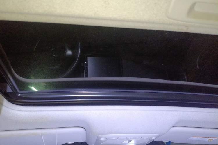Used Nissan Sylphy 2014 1.6XV CVT Deluxe Edition Headliner