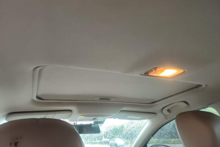 Used Nissan Sylphy 2014 1.6XV CVT Deluxe Edition Headliner