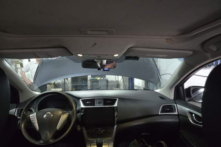 Used Nissan Sylphy 2014 1.6XV CVT Deluxe Edition Headliner