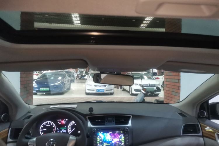 Used Nissan Sylphy 2014 1.6XV CVT Deluxe Edition Headliner