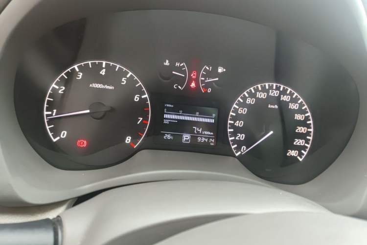 Used Nissan Sylphy 2014 1.6XV CVT Deluxe Edition Instrument Cluster