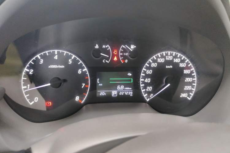 Used Nissan Sylphy 2014 1.6XV CVT Deluxe Edition Instrument Cluster