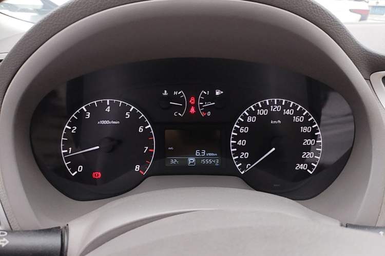 Used Nissan Sylphy 2014 1.6XV CVT Deluxe Edition Instrument Cluster