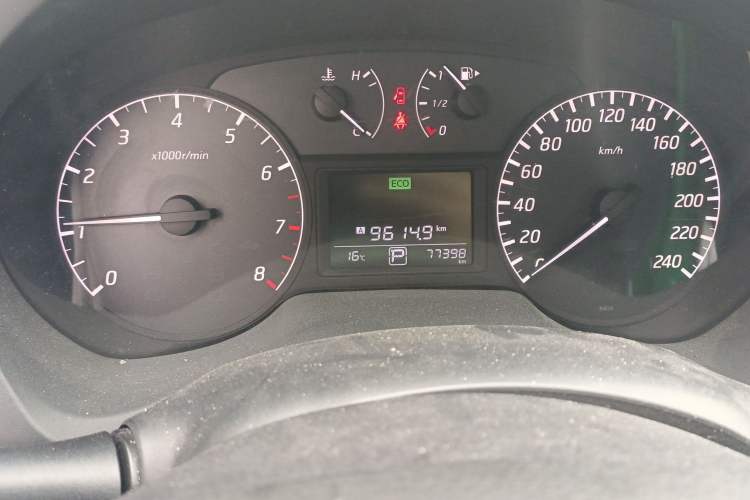 Used Nissan Sylphy 2014 1.6XV CVT Deluxe Edition Instrument Cluster