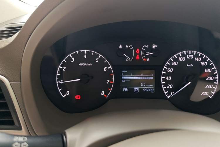 Used Nissan Sylphy 2014 1.6XV CVT Deluxe Edition Instrument Cluster